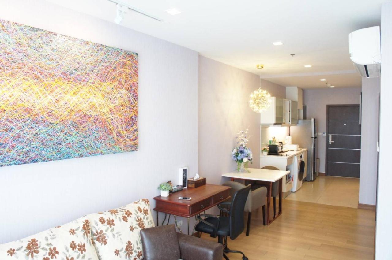 The Astra Chiang Mai Apartment Luaran gambar