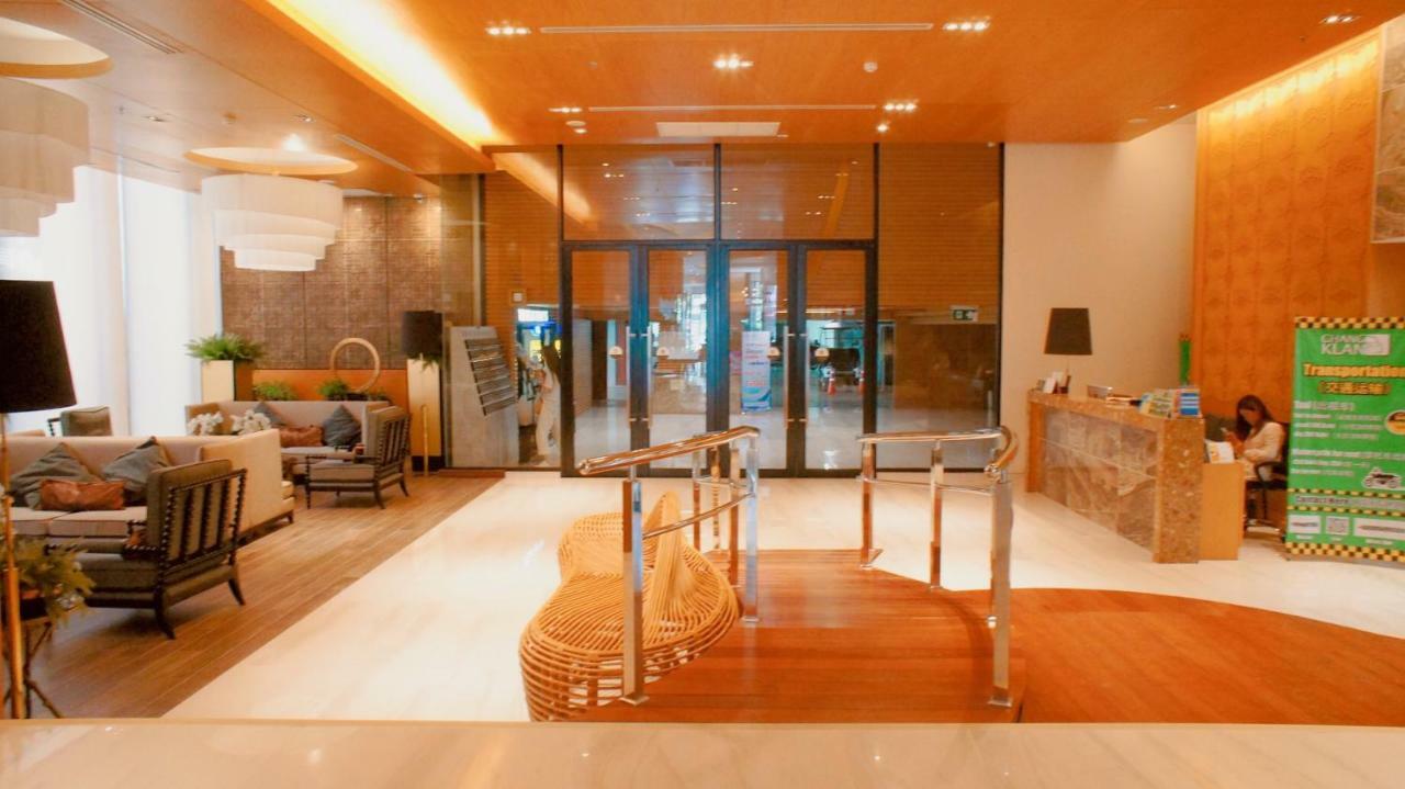 The Astra Chiang Mai Apartment Luaran gambar