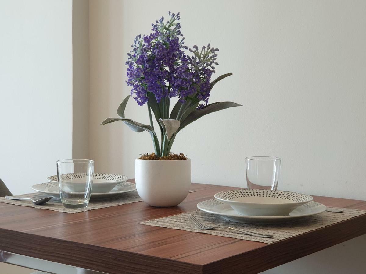 The Astra Chiang Mai Apartment Luaran gambar
